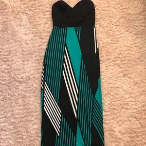 Green/Black Maxi Dress